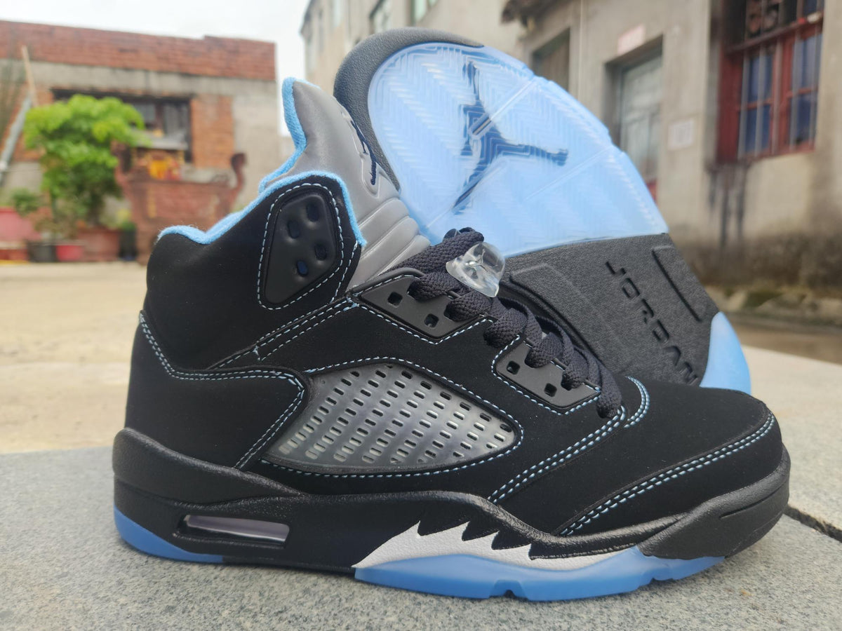 Air Jordan 5 Black / University Blue | Midnight Voltage