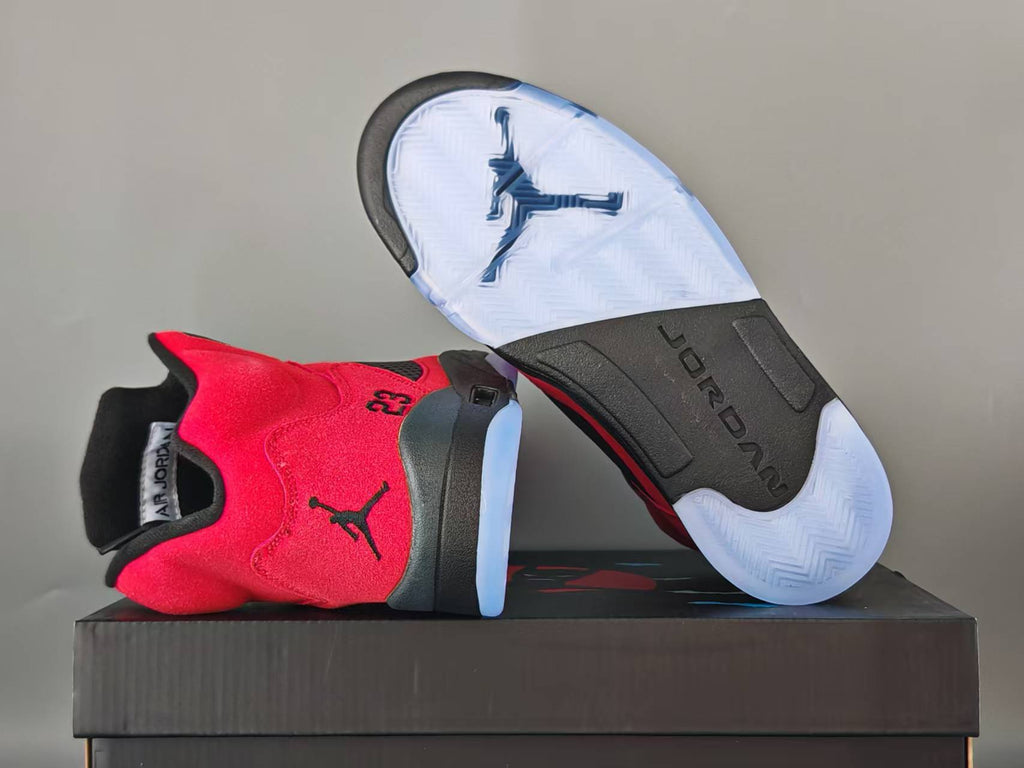 Air Jordan 5 Retro Black / University Red | Crimson Afterhours