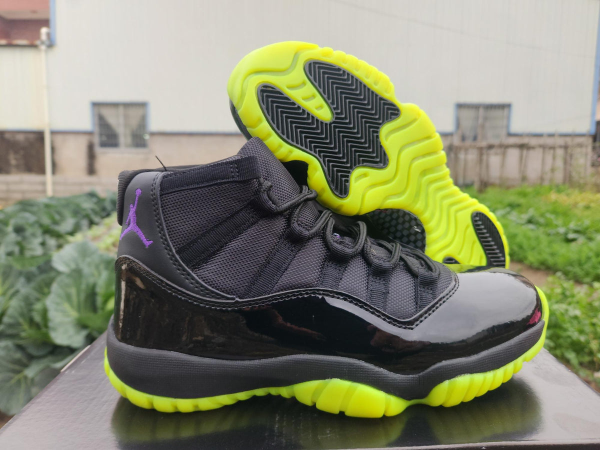 Air Jordan 11 Retro Black-Green | Midnight Canopy