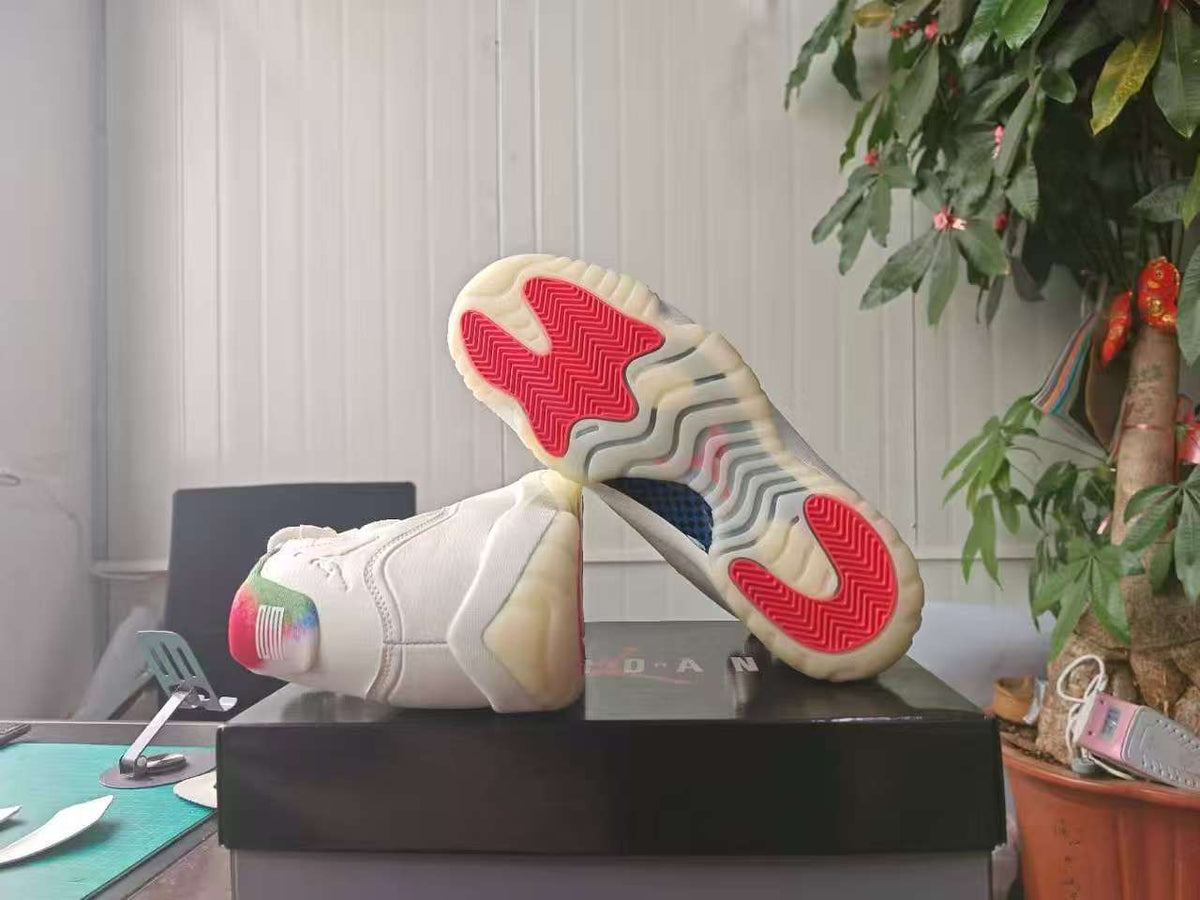 Air Jordan 11 Retro IO8959-133 | Royal Ink Edit
