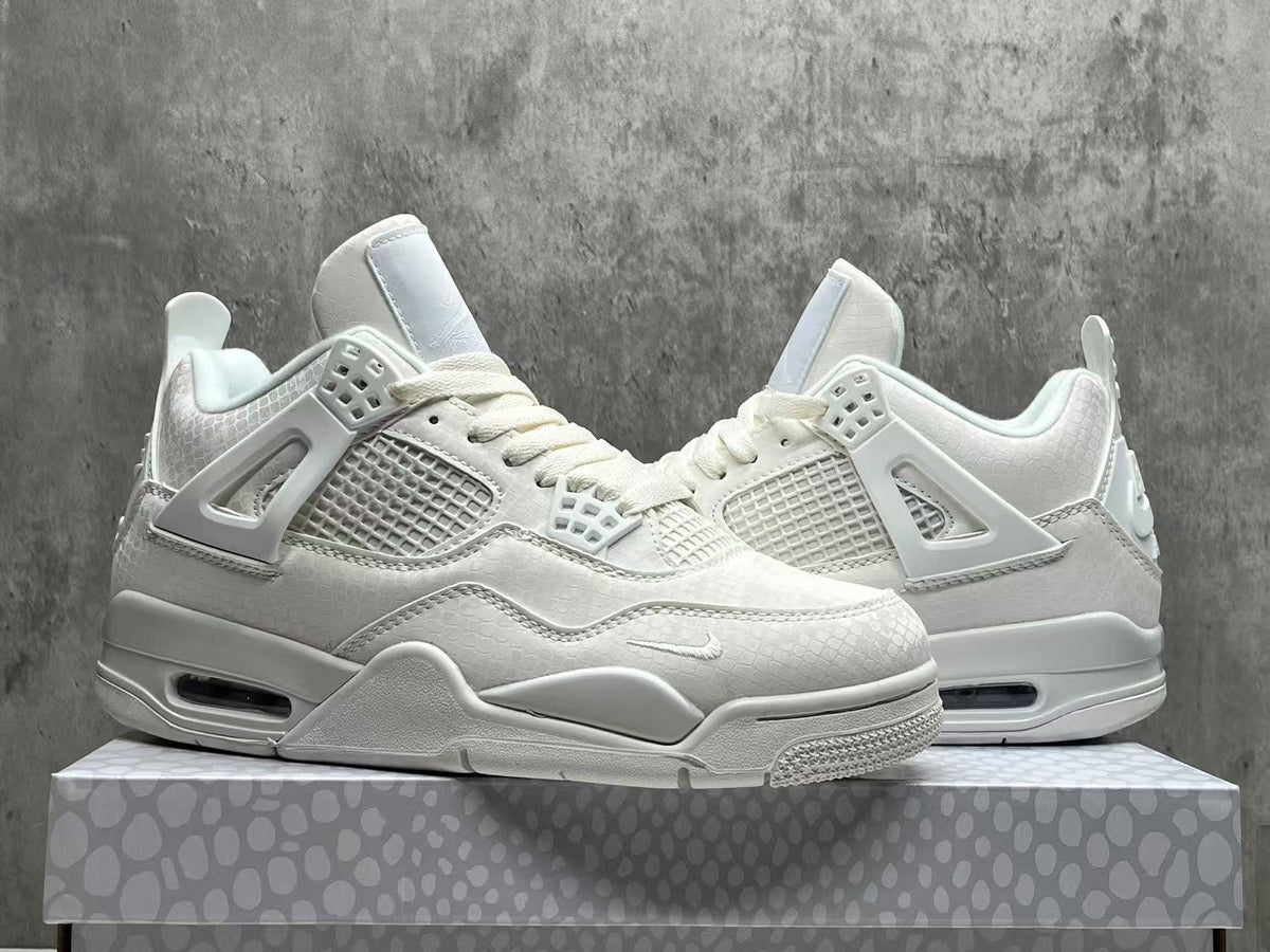 Air Jordan 4 Retro White Mamba | Ivory Momentum Edit